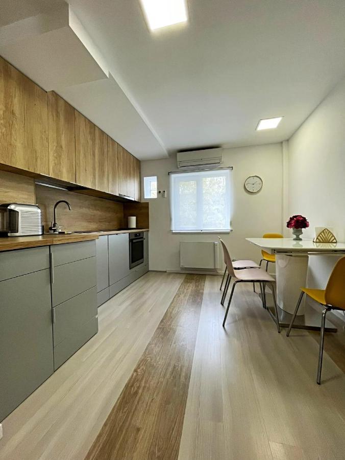 Start Apartments 2 Bukarest Eksteriør billede